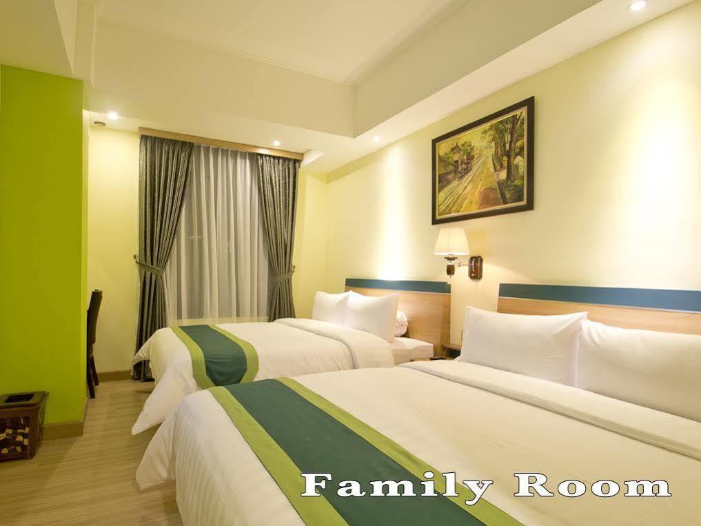 Green Batara Hotel Бандунг Экстерьер фото